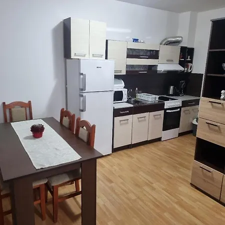 Sunny Day 6 Apartment *